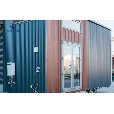 4 dormitorios Casas prefabricadas Estructura de acero Casa de contenedores de lujo con color personalizado