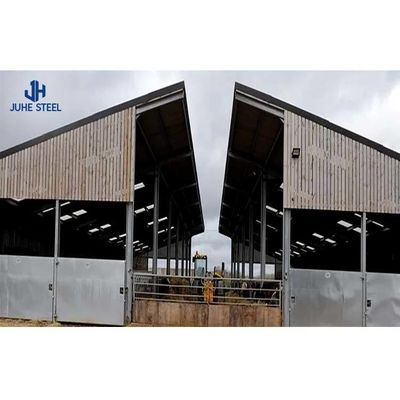 Q235B/Q345B Granero de postes metálicos de acero con bajo contenido de carbono para paneles de ganado y vacas lecheras