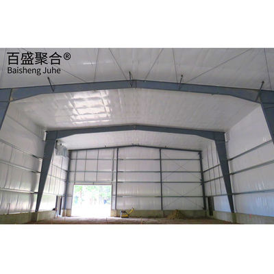 Edificios prefabricados para caballos con viviendas