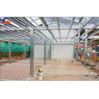 Q235/Q345 Construcción de granjas de aves de corral de acero bajo en carbono para vacas cabras caballos arena ganado ovino